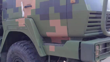 楚雄迷彩漆喷涂核心是基材处理